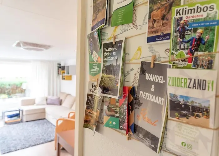 Knus Op Kindvriendelijk Park Met Zwembad Hébergement de vacances Otterlo