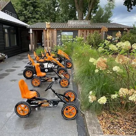 בית נופש Knus Op Kindvriendelijk Park Met Zwembad