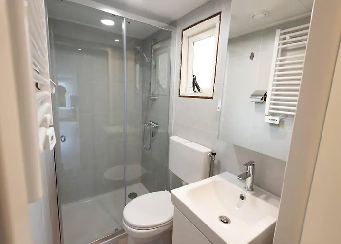 Knus Op Kindvriendelijk Park Met Zwembad Otterlo