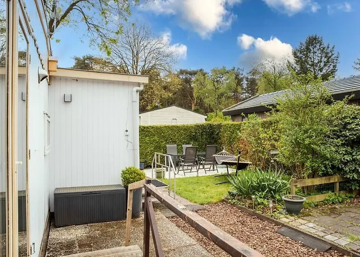 Vakantiehuis Knus Op Kindvriendelijk Park Met Zwembad *